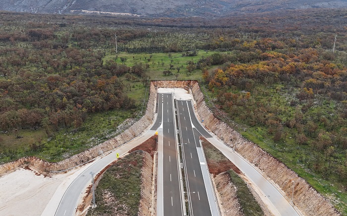 Snimili smo dionicu autoputa u FBiH koja ne vodi nikud